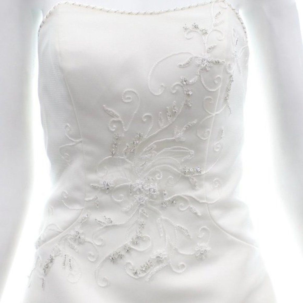 MATTHEW CHRISTOPHER STRAPLESS WEDDING DRESS SIZE 6 - Picture 4 of 9